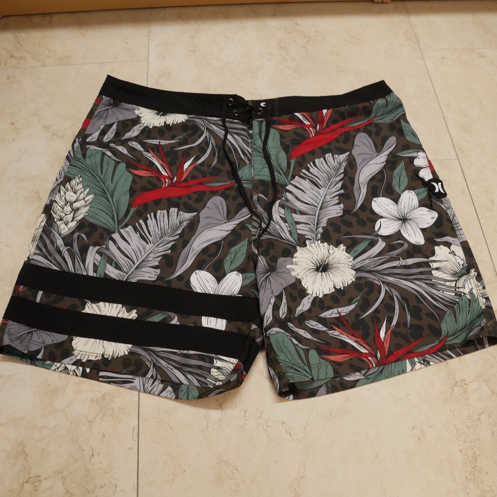 Hurley Mens Phantom Floral 18" Boardshorts NWOT~ - Picture 2 of 8